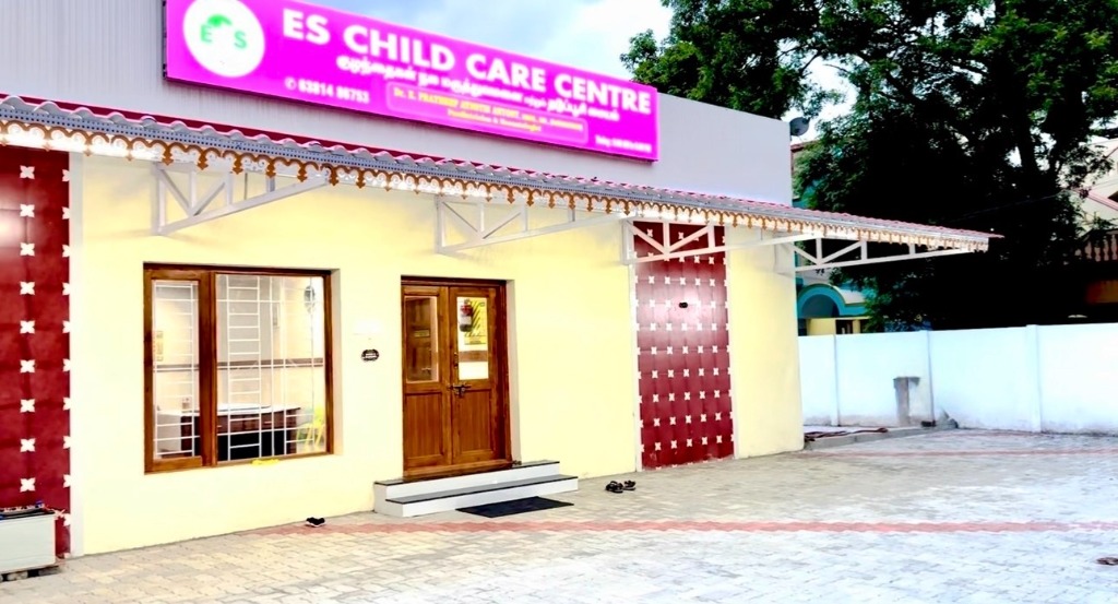 Clinic Exterior Courtyard